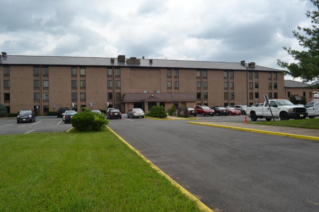 Red Carpet Inn & Suites South Plainfield/Piscataway - main image