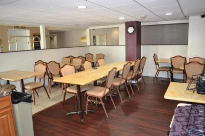 Red Carpet Inn & Suites South Plainfield/Piscataway - image 15