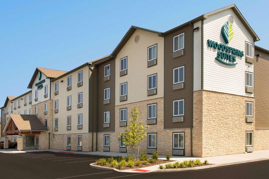 WoodSpring Suites South Plainfield - main image