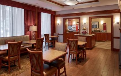 Hampton Inn Portland-Airport - image 17