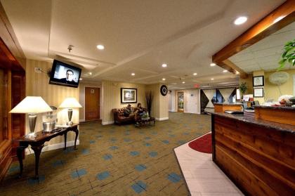 Ambassador Inn and Suites - image 4