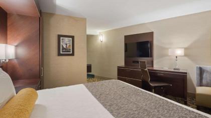 Best Western Premier Executive Residency Detroit Southfield Hotel - image 5