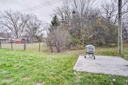 Suburban Detroit Home with Porch Yard and Fire Pit! - image 14