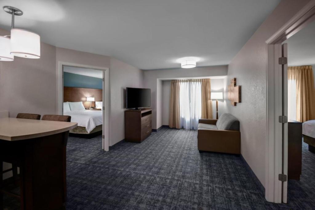 Staybridge Suites - Southgate - Detroit Area an IHG Hotel - main image