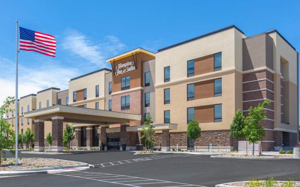 Hampton Inn & Suites Reno/Sparks - main image