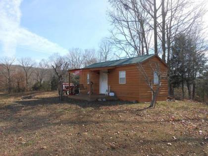 Quaint efficiency Coke Cabin located near Cane Crk - image 8