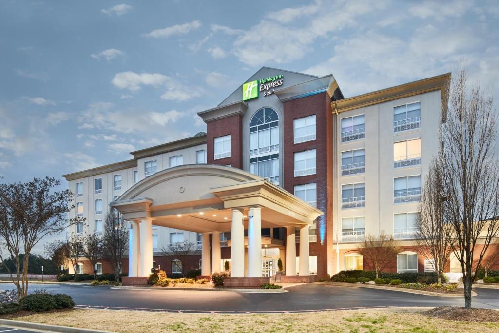 Holiday Inn Express & Suites - Spartanburg-North an IHG Hotel - main image