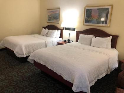 Hampton Inn Spartanburg Hotel - image 12