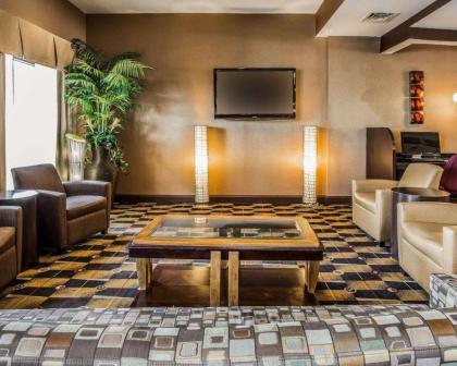 Comfort Suites At WestGate Mall - image 10