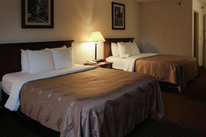 Quality Inn Spearfish - image 10