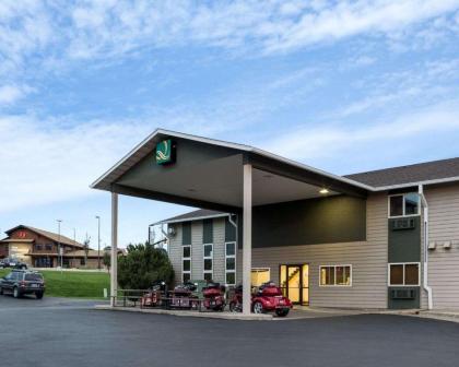 Quality Inn Spearfish - image 2