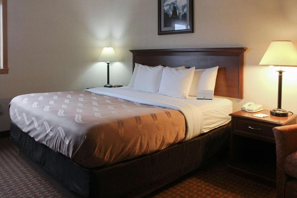 Quality Inn Spearfish - image 5