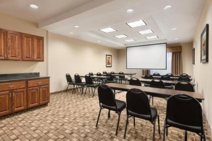 Hampton Inn Spearfish - image 4