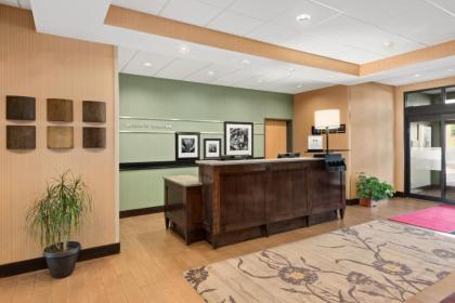 Hampton Inn Spearfish - image 9