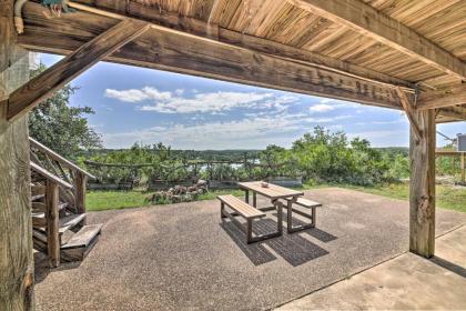 The Cloud House Spicewood House with Lake Views! - image 12