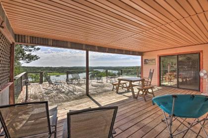 The Cloud House Spicewood House with Lake Views! - image 2