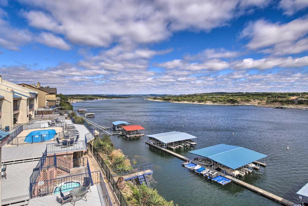 Lake Travis Condominium with Pool and Hot Tub Access! - image 2