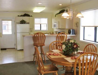 Beautiful Lake Okoboji - Year Round Resort Condos - image 5