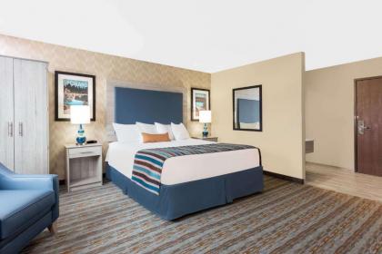 SilverStone Inn & Suites Spokane Valley - image 9