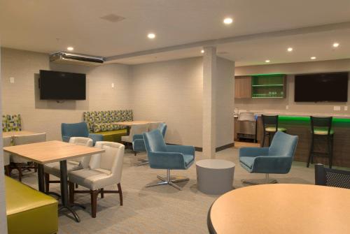 Fairfield Inn & Suites by Marriott Spokane Valley - image 3