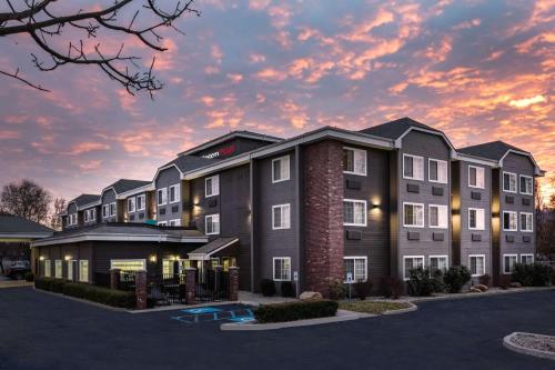 Best Western Plus Spokane North - main image