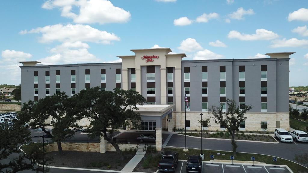 Hampton Inn By Hilton Bulverde Texas Hill Country - main image