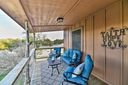 Spacious Private and Peaceful Hill Country Retreat Spring Branch