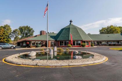 Round Barn Lodge Wisconsin