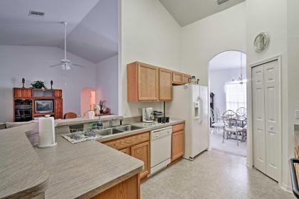 Bright Spring Hill Home - 10 Mins to Weeki Wachee! - image 10