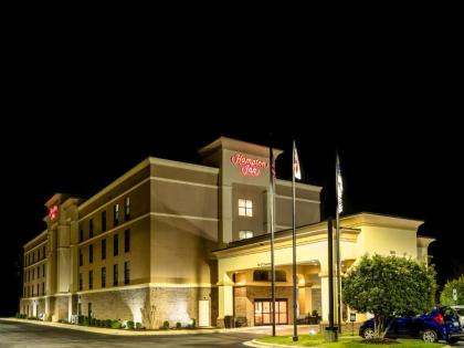 Hampton Inn Spring Lake Fayetteville - image 3