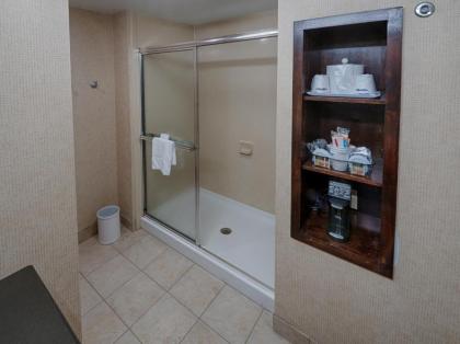 Hampton Inn Spring Lake Fayetteville - image 4