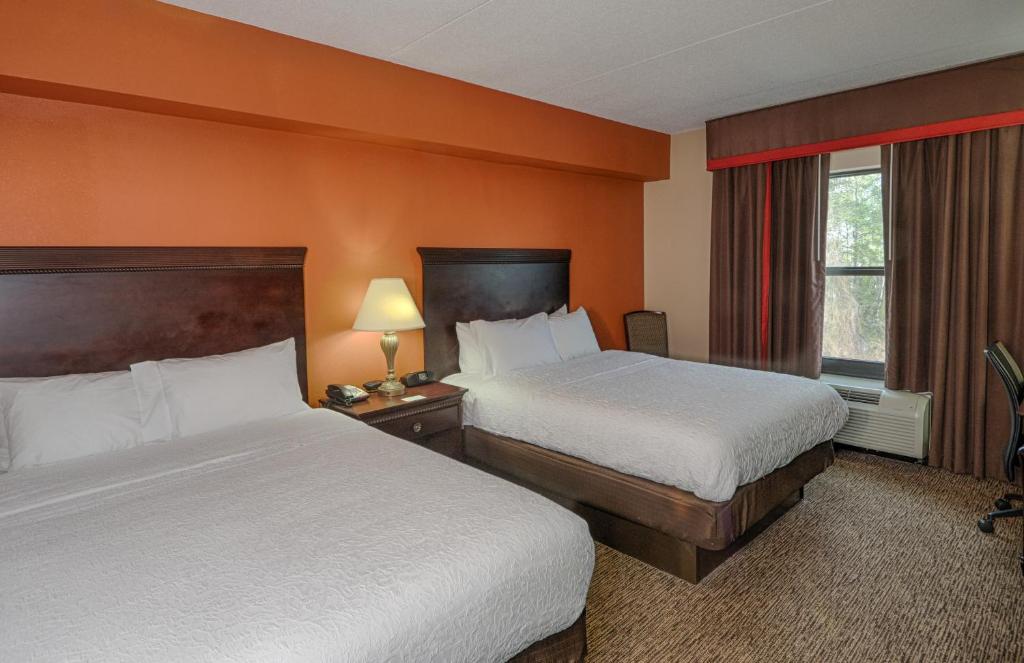 Hampton Inn Spring Lake Fayetteville - image 5