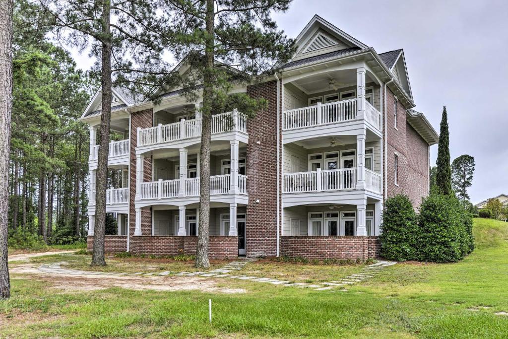 Spring Lake Anderson Golf Club Condo with Pool Access - image 6