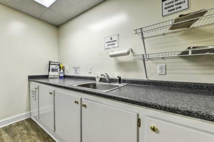 Anderson Creek Club Condo with Community Amenities! - image 7