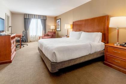 Hilton Garden Inn Houston/The Woodlands - image 12