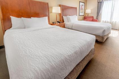 Hilton Garden Inn Houston/The Woodlands - image 8