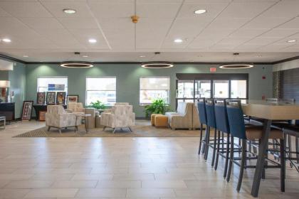 Holiday Inn & Suites Houston North-Spring Area - image 7