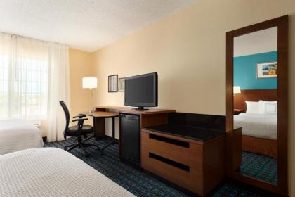 Fairfield Inn and Suites by Marriott Houston The Woodlands - image 14