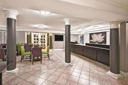 La Quinta Inn by Wyndham - The Woodlands North - image 10