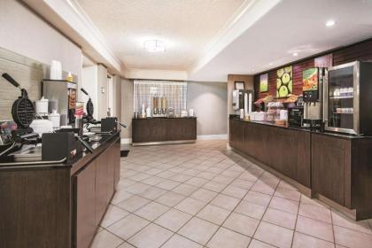 La Quinta Inn by Wyndham - The Woodlands North - image 6