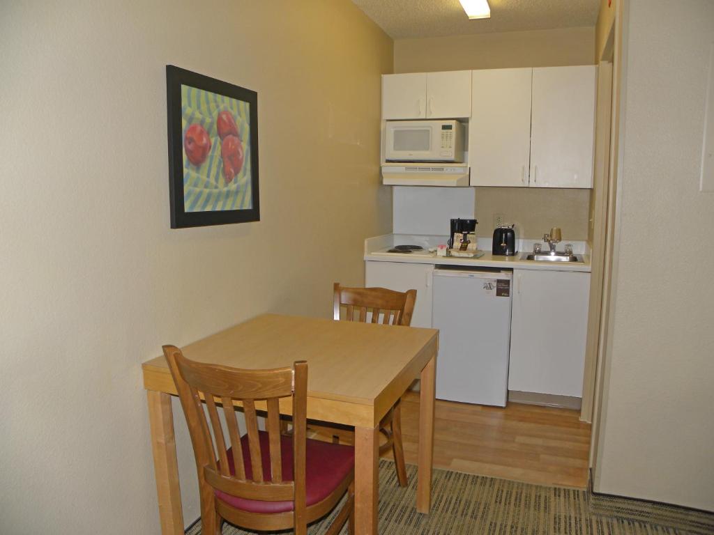 Extended Stay America Suites - Houston - The Woodlands - image 2