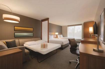 Hyatt Place Houston/The Woodlands - image 2