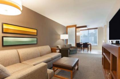 Hyatt Place Houston/The Woodlands - image 3