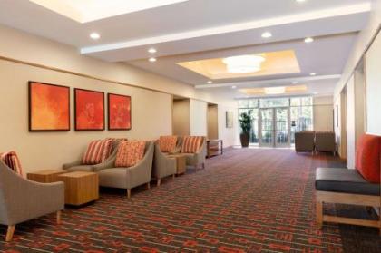 Hyatt Place Houston/The Woodlands - image 8