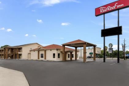 Red Roof Inn Houston – Spring North - image 1