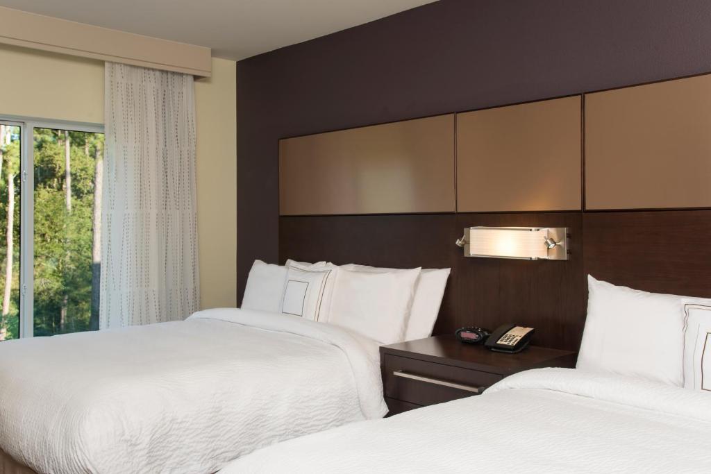 Residence Inn by Marriott Houston Springwoods Village - image 2