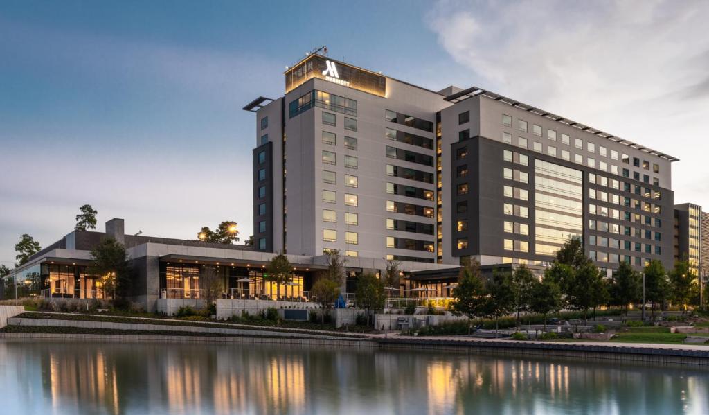 Houston CityPlace Marriott at Springwoods Village - main image