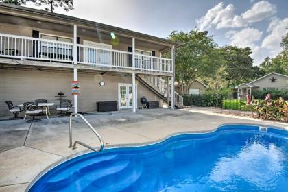 2 Unit House Venue with Pool and Pet Friendly Spring Texas