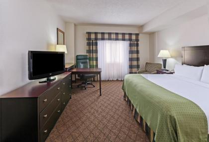 Holiday Inn Springdale-Fayetteville Area an IHG Hotel - image 11