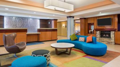 Fairfield Inn & Suites by Marriott Springdale - image 13